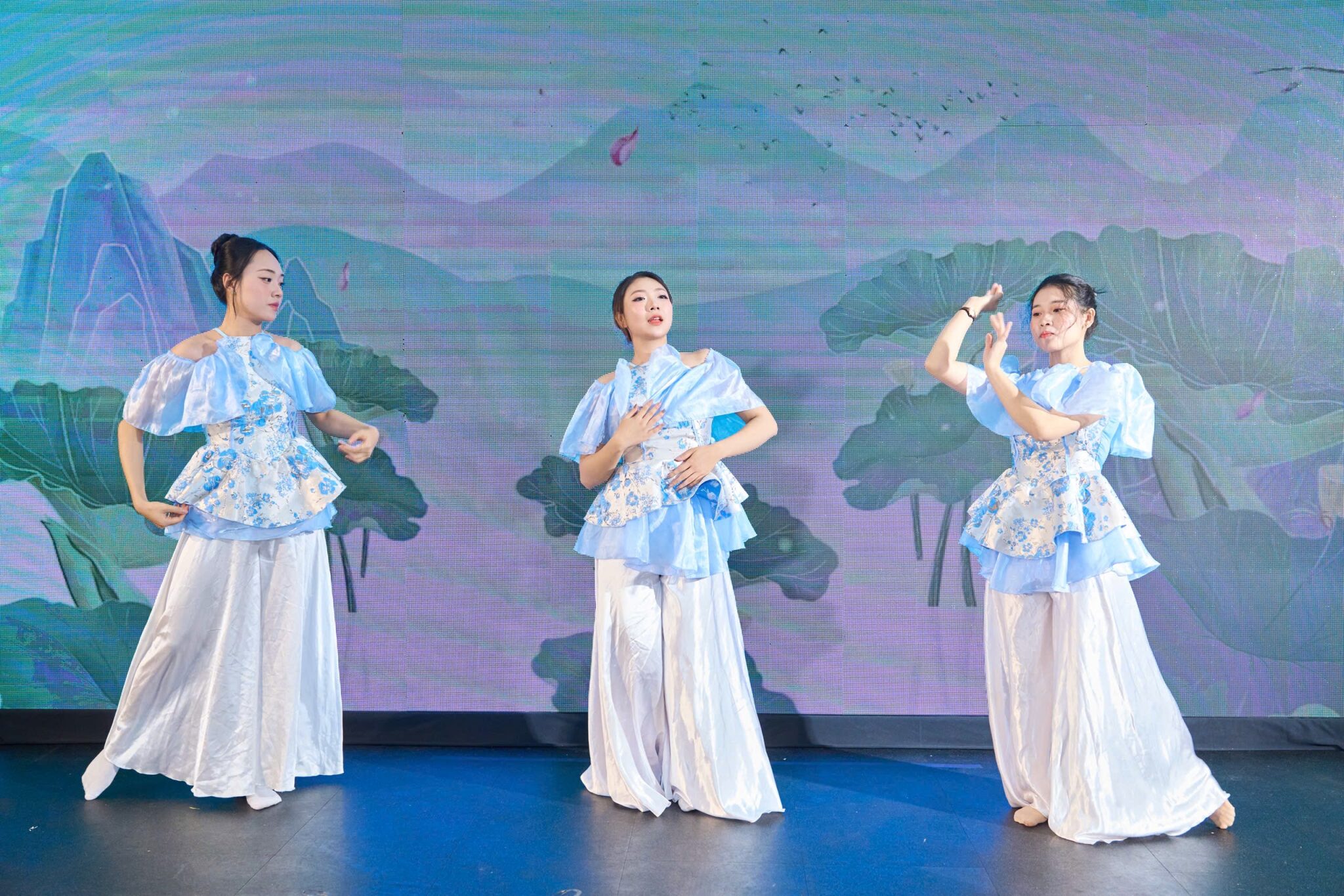LuxGroup® Unveils “Day-to-Dusk Night Cruise Experiences” on the Legendary Saigon River 4 original B2AEAE2C D5CC 41C5 B2C8 64B7EAFB8A7C
