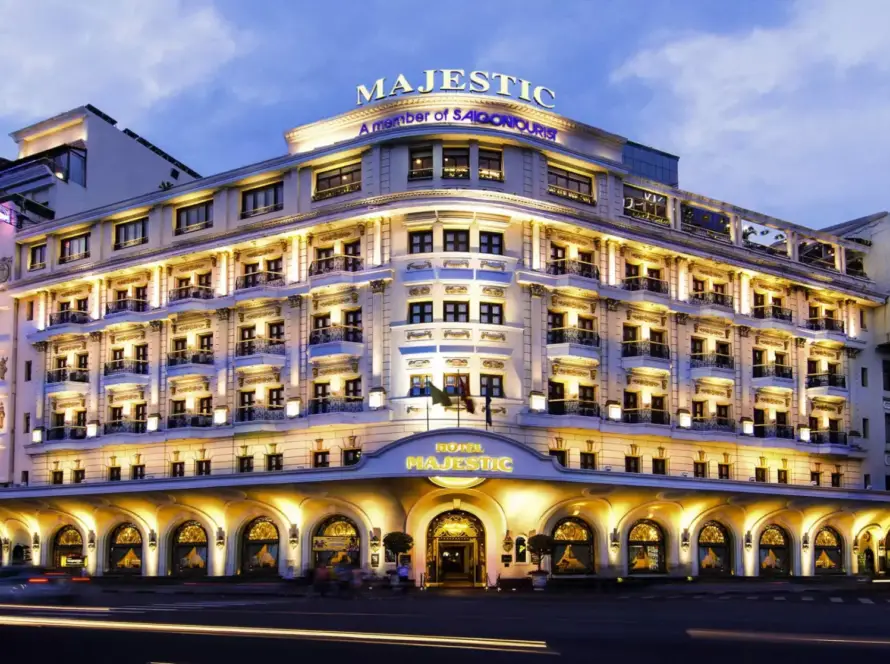 hotel majestic home 2200x1200 1